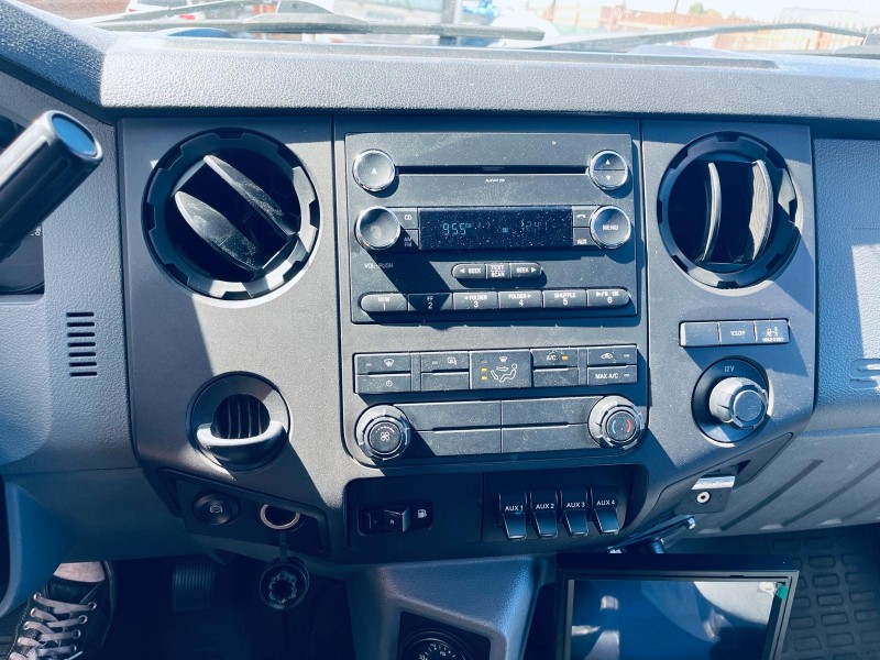 2019 Ford F-650 - Photo 12