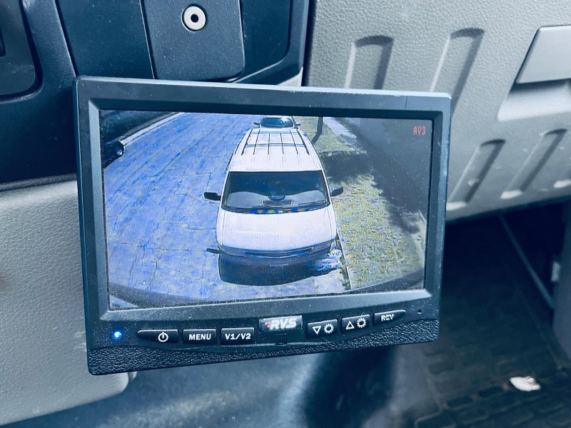 2008 Ford F-550 - Photo 16