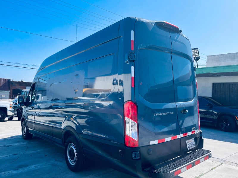 2020 Ford Transit Van Base - Photo 16