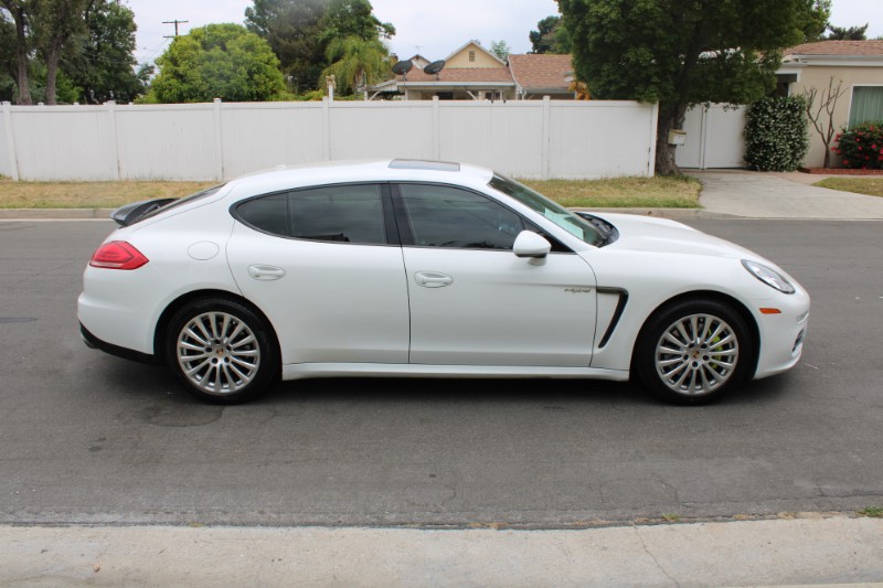 2014 Porsche Panamera