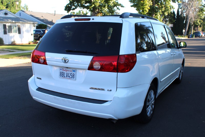 2009 Toyota Sienna