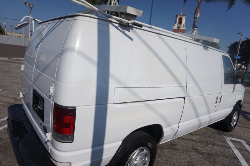 2010 Ford E-Series Econoline Van
