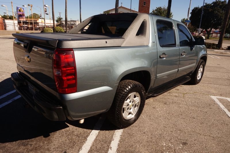 2008 Chevrolet Avalanche LS