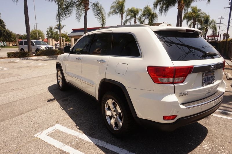 2012 Jeep Grand Cherokee Limited 4WD's photo