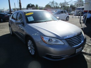 2014 Chrysler 200 Photo
