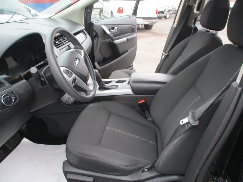2014 Ford Edge SE - Photo 13