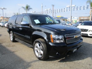 2014 Chevrolet Suburban Photo