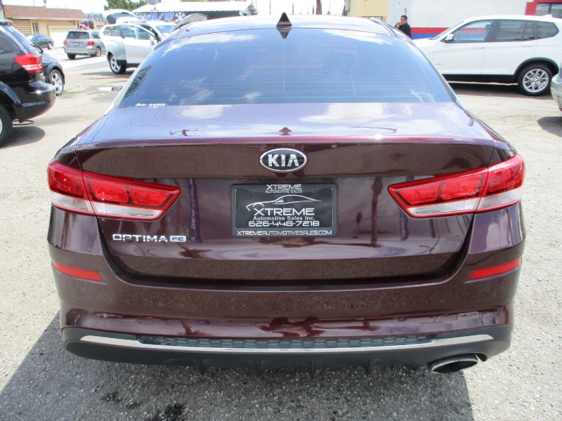 2020 Kia Optima LX's photo