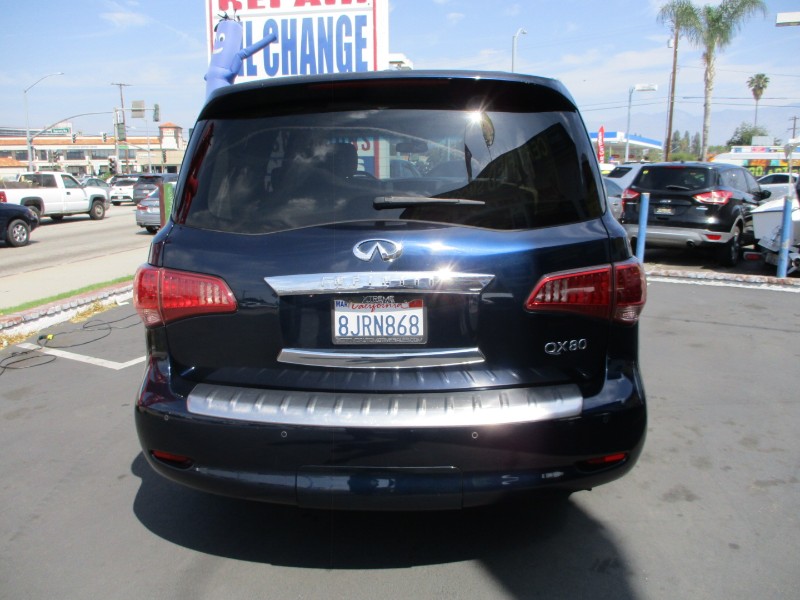 2016 INFINITI QX80 Base's photo