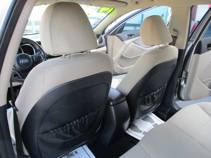 2014 Kia Optima LX - Photo 11