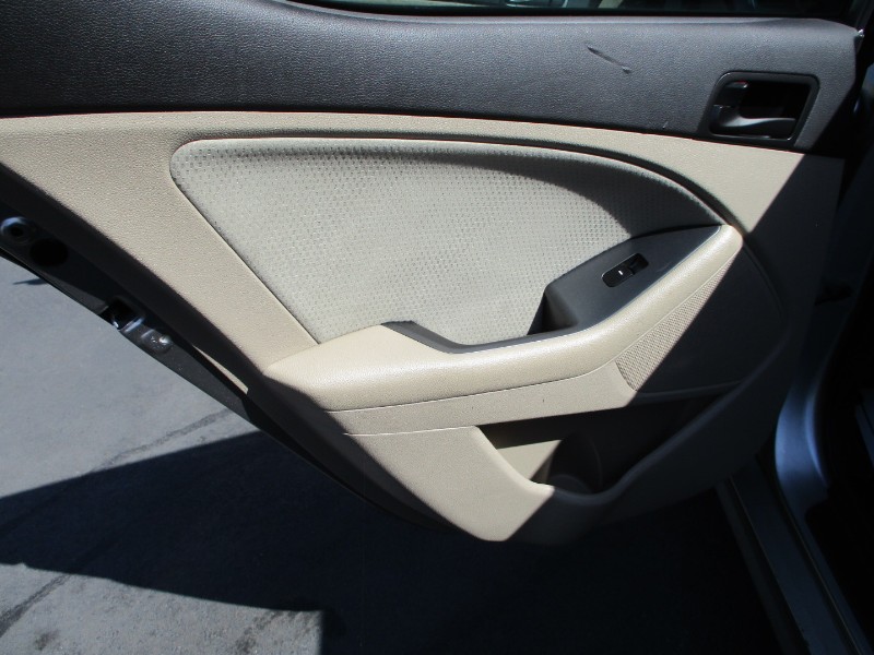 2014 Kia Optima LX - Photo 12
