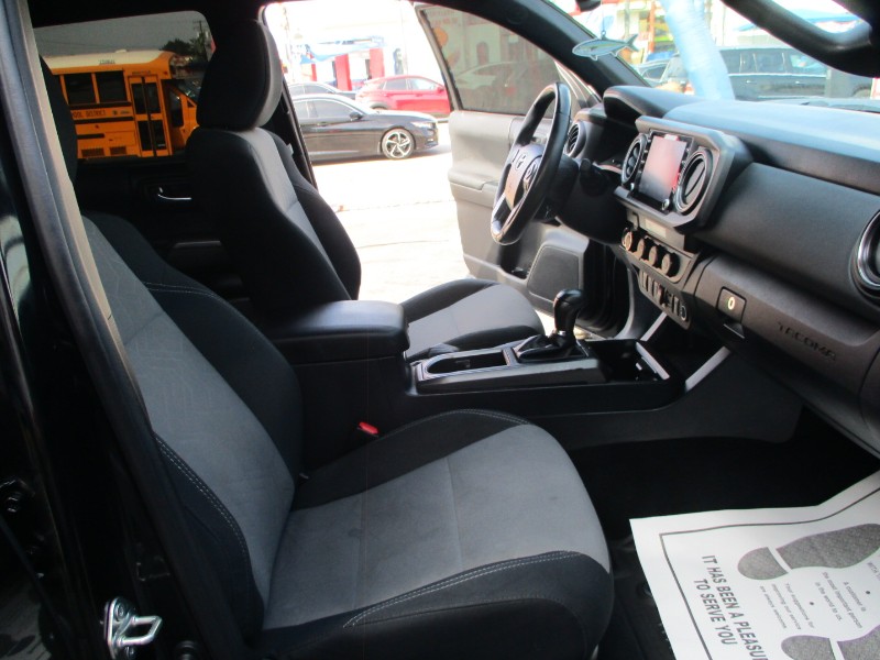 2021 Toyota Tacoma TRD Off Road - Photo 9