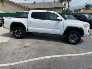 2018 Toyota Tacoma Photo
