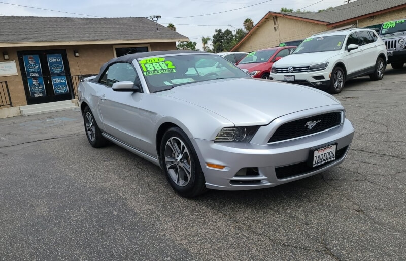 2014 Ford Mustang Photo