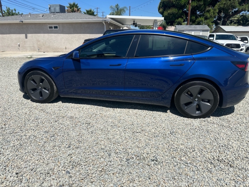picture of 2021 Tesla Model 3