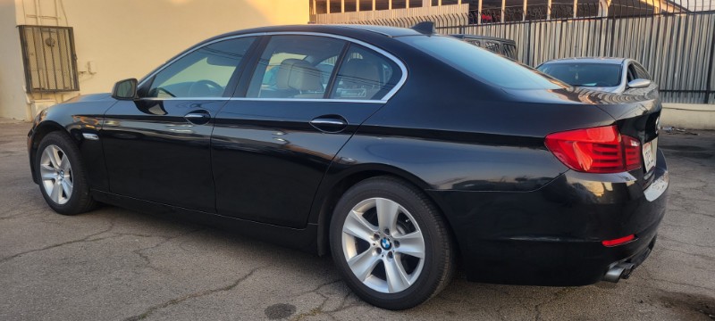 2011 BMW 5 Series 528i