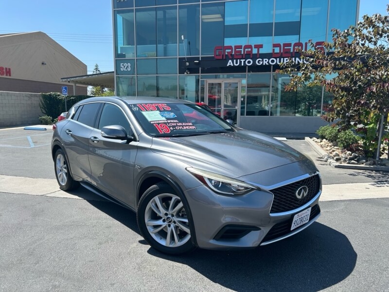picture of 2019 INFINITI QX30