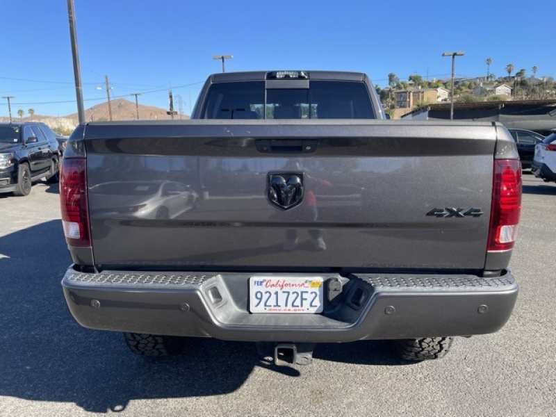 large picture of 2018 Ram 2500