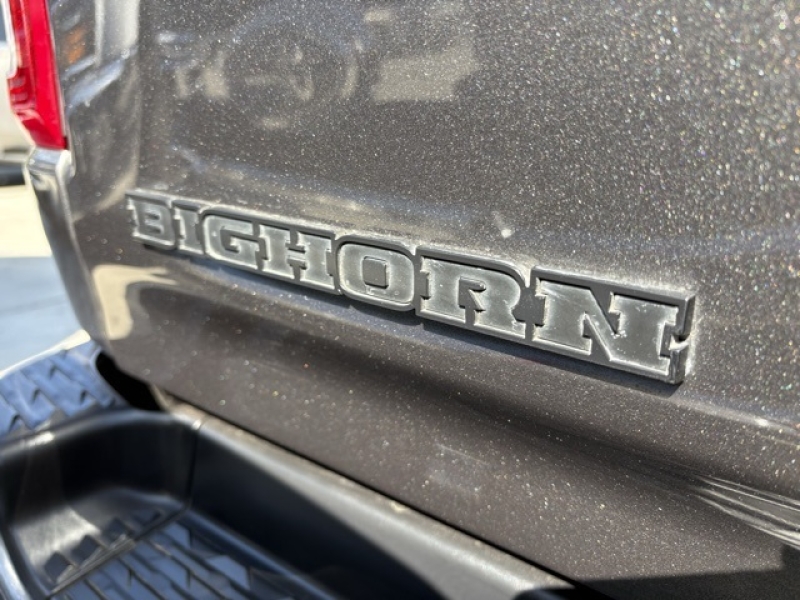 large picture of 2022 Ram 1500