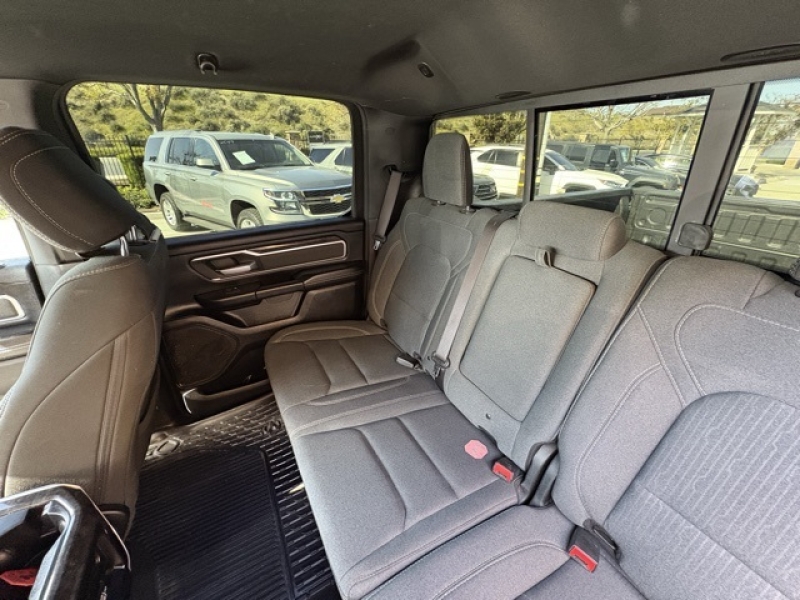 large picture of 2022 Ram 1500