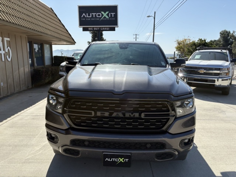 large picture of 2022 Ram 1500