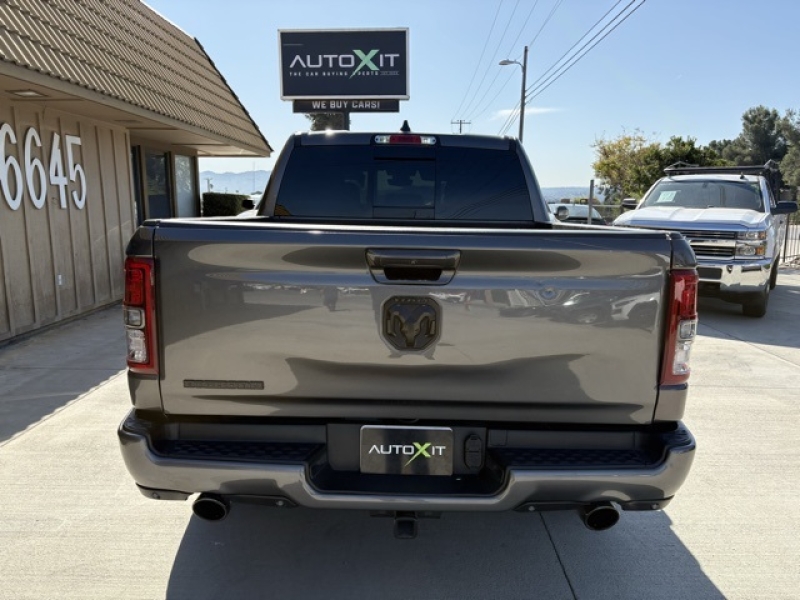 large picture of 2022 Ram 1500