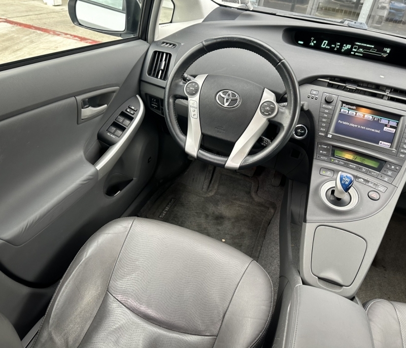 2010 Toyota Prius IV LRG Motors in Montclair, CA