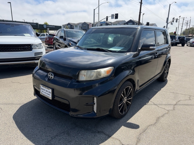 Black 2015 Scion xB Wagon Front-Wheel Drive 4-Speed Automatic