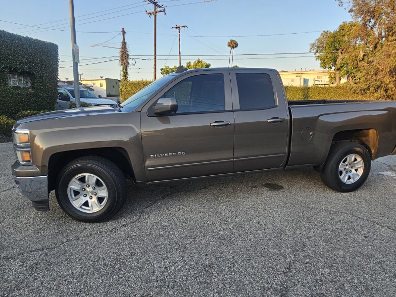 View vehicle photo 3