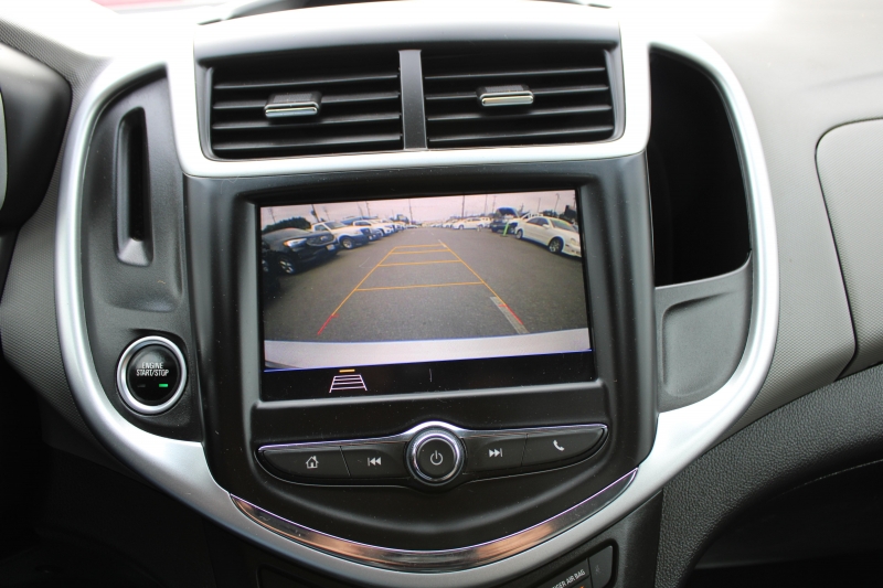 2020 Chevrolet Sonic LT photo 11