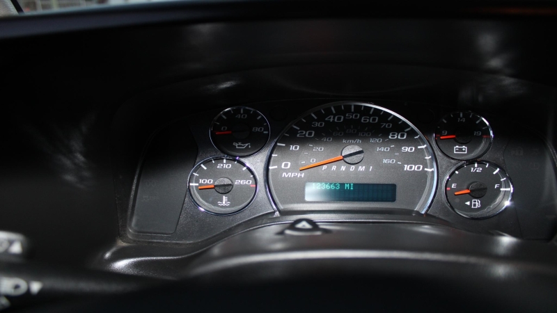 2015 Chevrolet Express 3500 photo 12