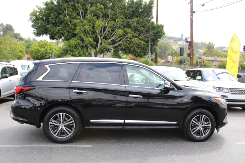 2019 Infiniti QX60 Luxe photo 4