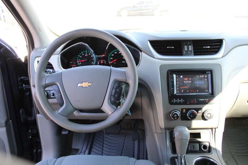 2015 Chevrolet Traverse LS photo 10