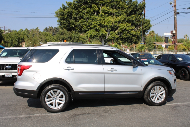 2018 Ford Explorer XLT photo 7