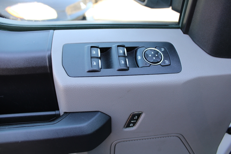 2020 Ford F-150 XL photo 12