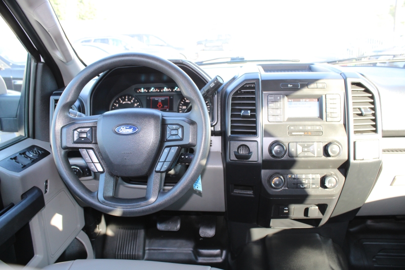2020 Ford F-150 XL photo 9