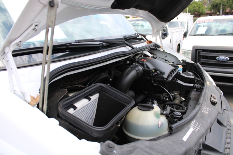 2012 Mercedes Benz Sprinter 2500 photo 21