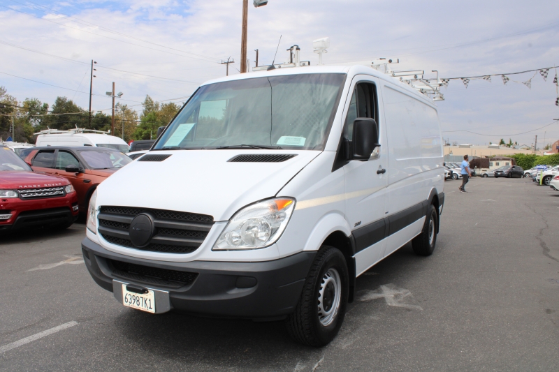2012 Mercedes Benz Sprinter 2500 photo 3
