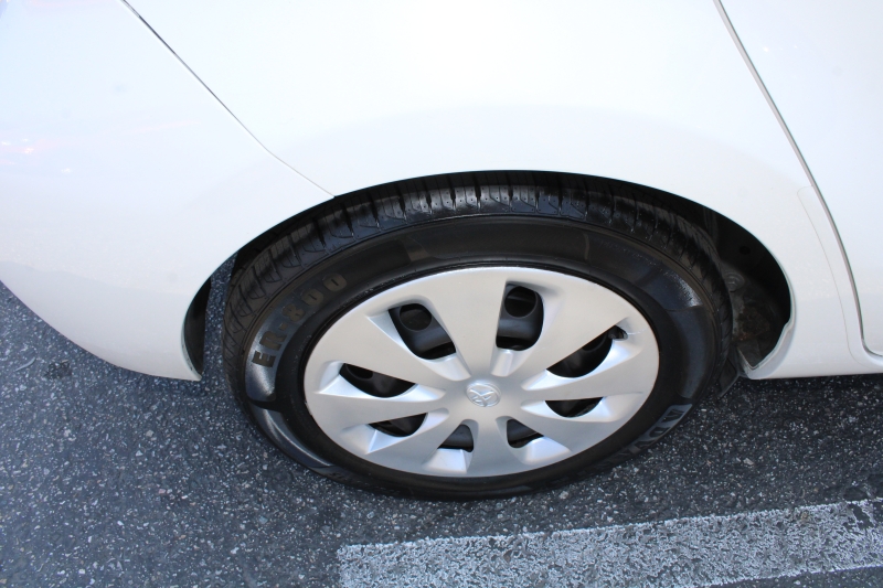 2014 Toyota Prius C One photo 20