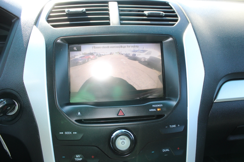 2014 Ford Explorer XLT photo 17