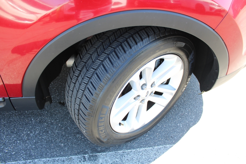 2014 Ford Explorer XLT photo 20