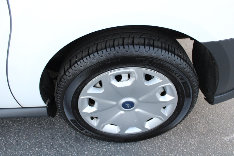 2014 Ford Transit Connect XL photo 19