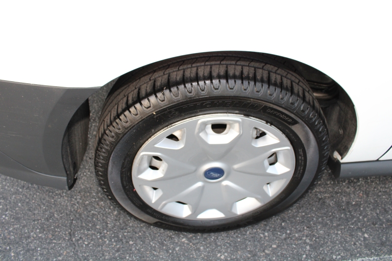 2014 Ford Transit Connect XL photo 21