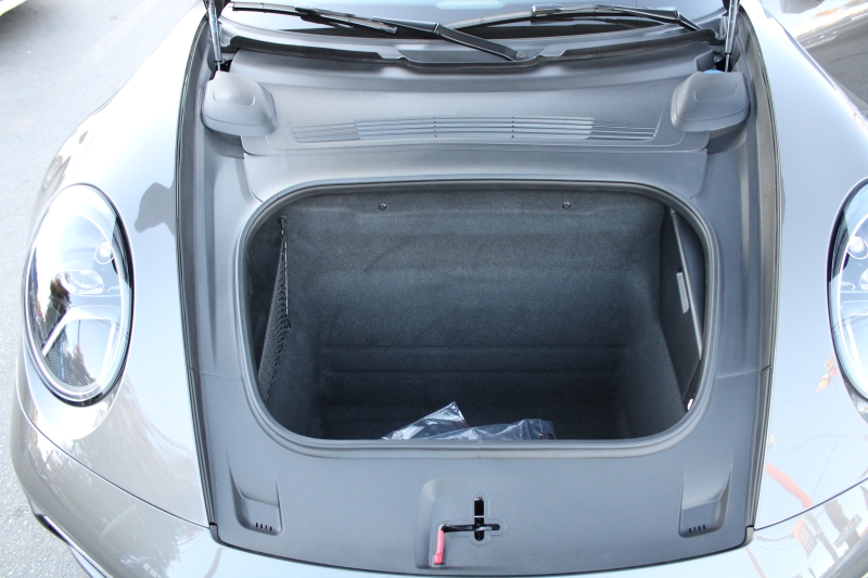 2022 Porsche 911 4 photo 18
