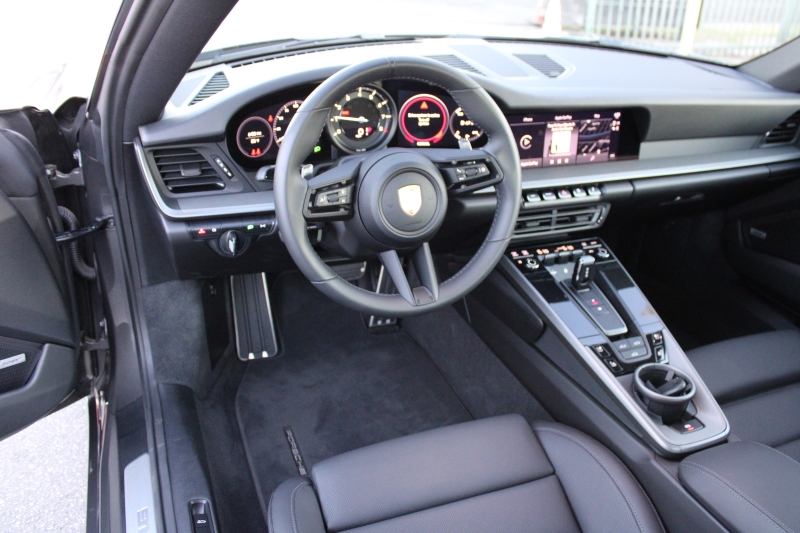 2022 Porsche 911 4 photo 20