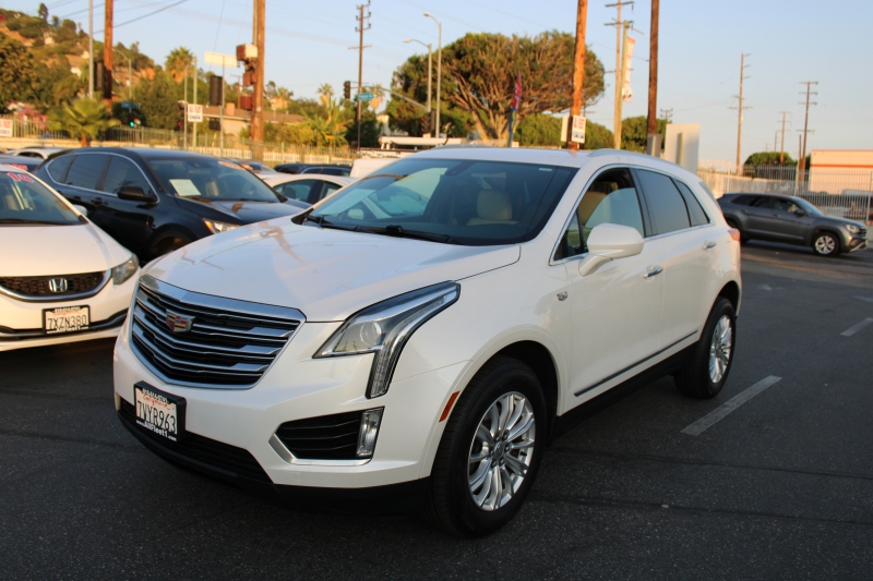 2017 Cadillac XT5 Base photo 3