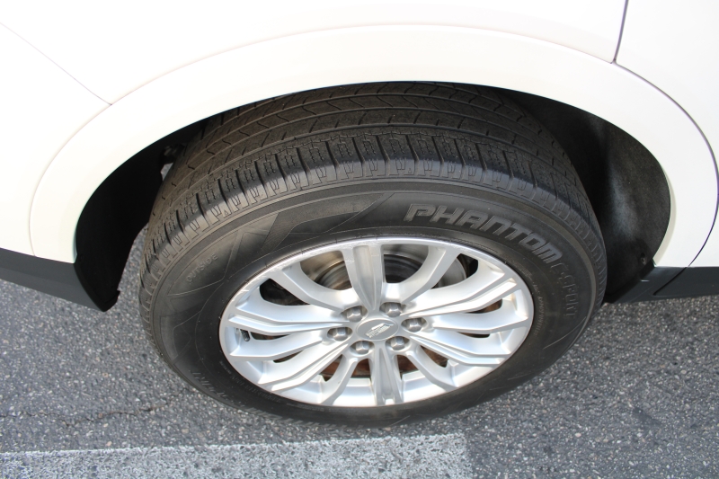 2017 Cadillac XT5 Base photo 19