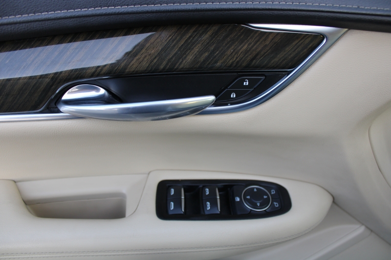 2017 Cadillac XT5 Base photo 15