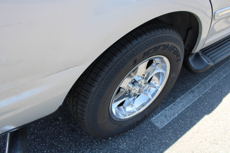 2002 Ford Expedition XLT photo 22