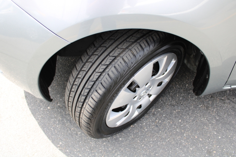 2008 Toyota Yaris photo 18